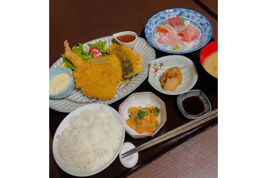 今庄食事処　うお座